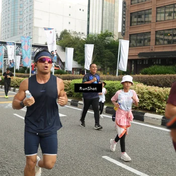 Runner Photo 4760062
