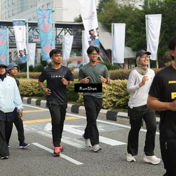 Runner Photo 4760067