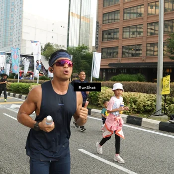 Runner Photo 4760115