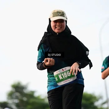 Runner Photo 4760200
