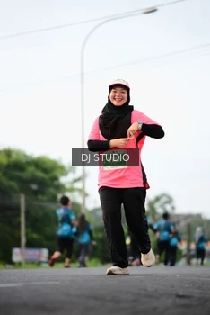 Runner Photo 4760276