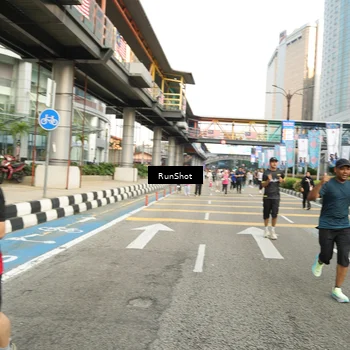 Runner Photo 4760305