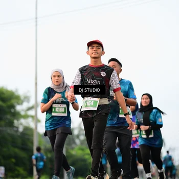 Runner Photo 4760316