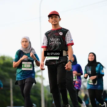 Runner Photo 4760345