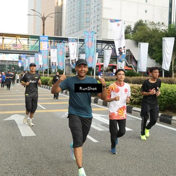 Runner Photo 4760351