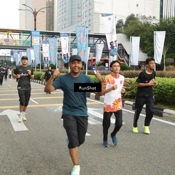 Runner Photo 4760360