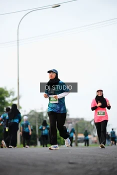 Runner Photo 4760374