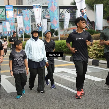 Runner Photo 4760430