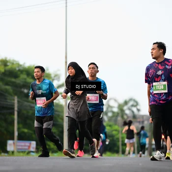 Runner Photo 4760435