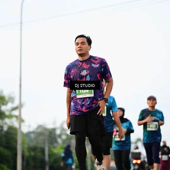 Runner Photo 4760475