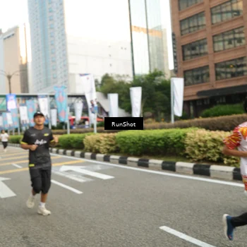 Runner Photo 4760478