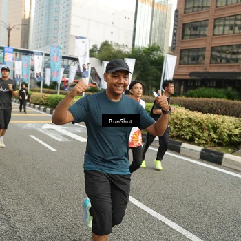 Runner Photo 4760483