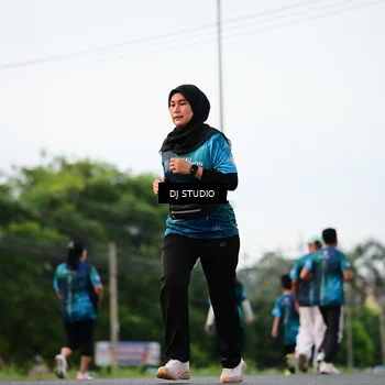 Runner Photo 4760759