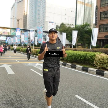 Runner Photo 4760765