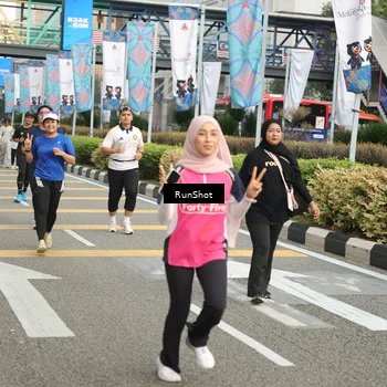 Runner Photo 4760900