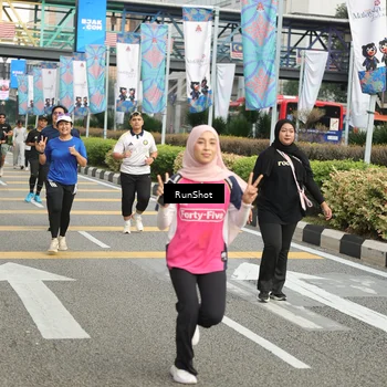 Runner Photo 4760905