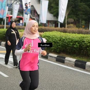 Runner Photo 4760953