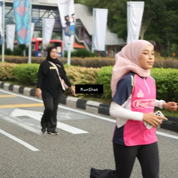 Runner Photo 4760999