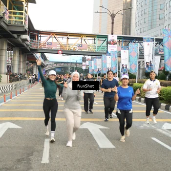 Runner Photo 4761000