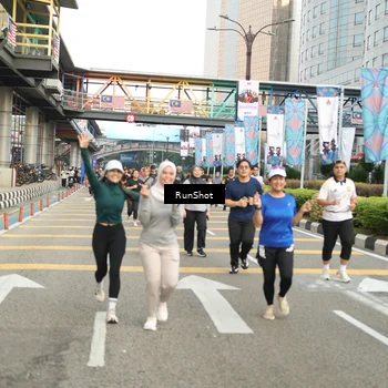 Runner Photo 4761023