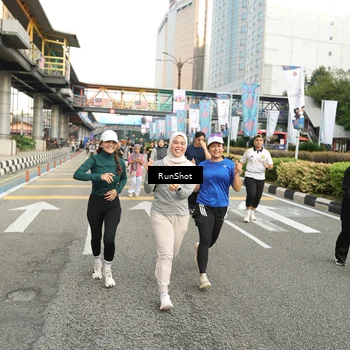 Runner Photo 4761179