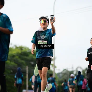 Runner Photo 4761196