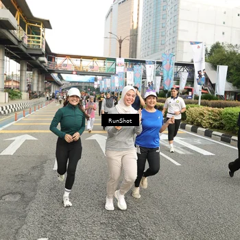 Runner Photo 4761219