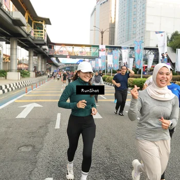 Runner Photo 4761287