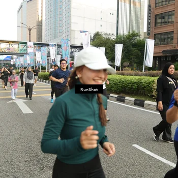 Runner Photo 4761343
