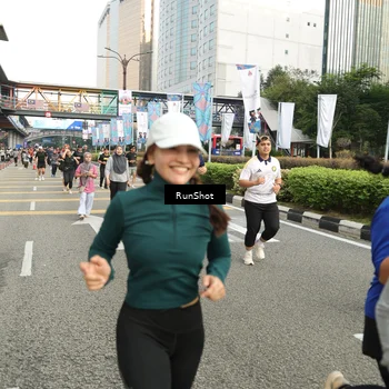 Runner Photo 4761357
