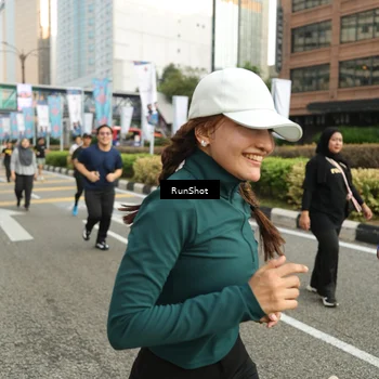Runner Photo 4761372