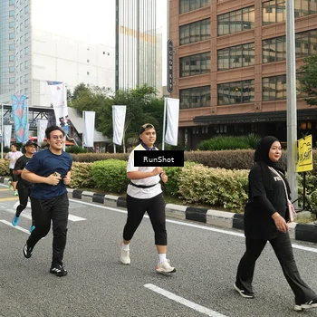 Runner Photo 4761506
