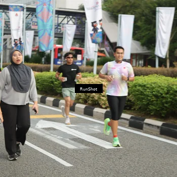 Runner Photo 4761564