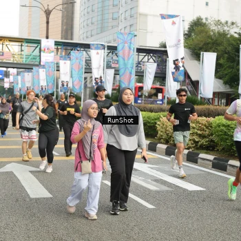 Runner Photo 4761584