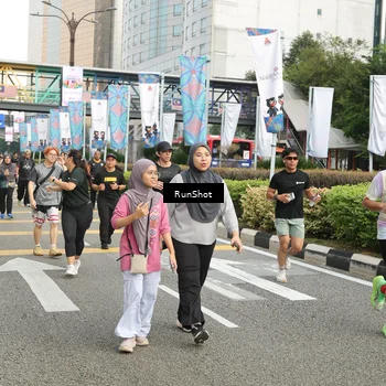 Runner Photo 4761596