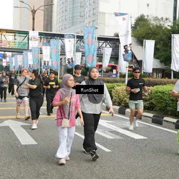 Runner Photo 4761618