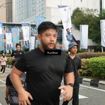 Runner Photo 4761625