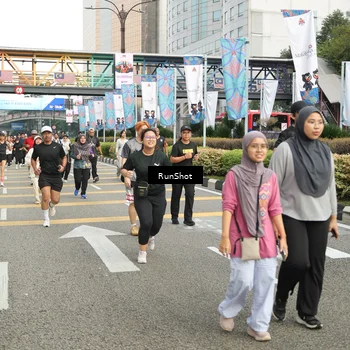 Runner Photo 4761675