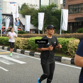 Runner Photo 4761693