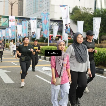 Runner Photo 4761708