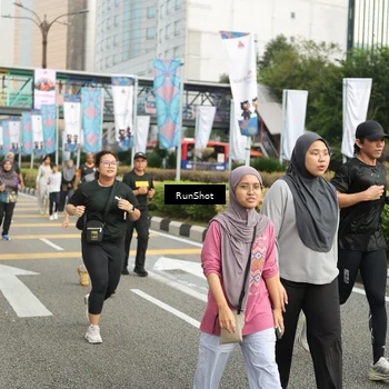 Runner Photo 4761713