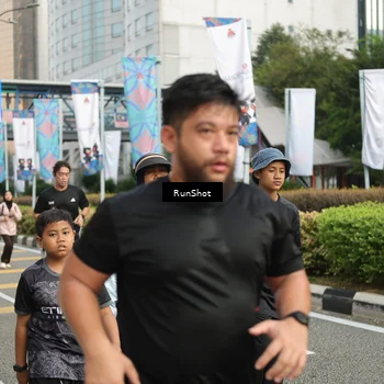 Runner Photo 4761757