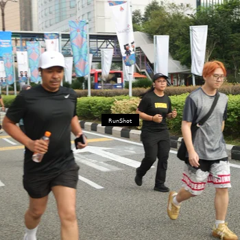 Runner Photo 4761767