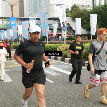 Runner Photo 4761768