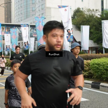 Runner Photo 4761776