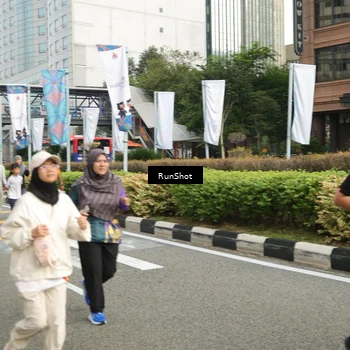 Runner Photo 4761793