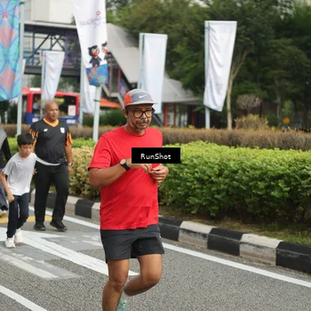 Runner Photo 4761938