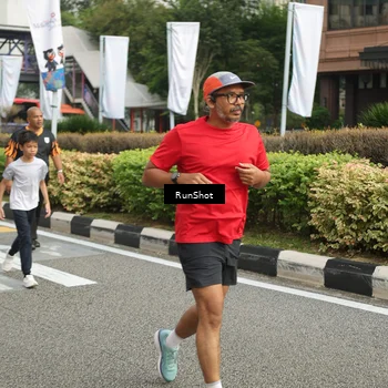 Runner Photo 4761986