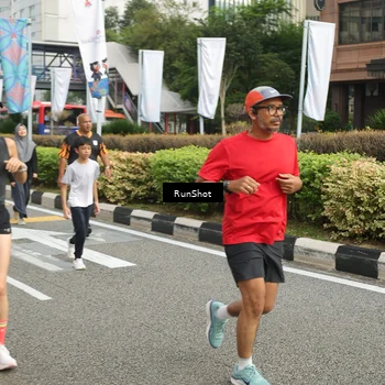 Runner Photo 4761993