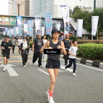 Runner Photo 4762005